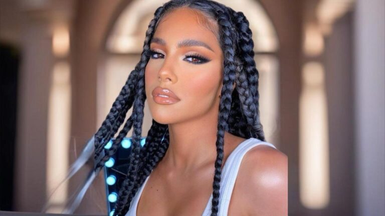 Geração Z impulsionada pelas redes sociais gastam R$11 mil ao ano em maquiagem