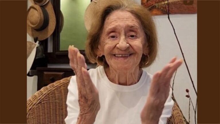 Atriz Laura Cardoso completa 97 anos