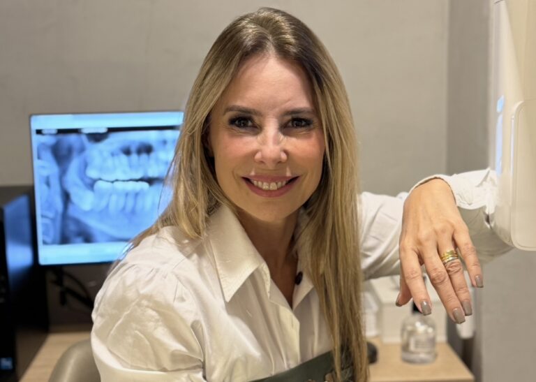 Dra. Jacqueline Poli: Revolucionando a Odontologia com Sorrisos Naturais e Reabilitação Consciente Dra. Jacqueline Poli: Revolucionando a Odontologia com Sorrisos Naturais e Reabilitação Consciente