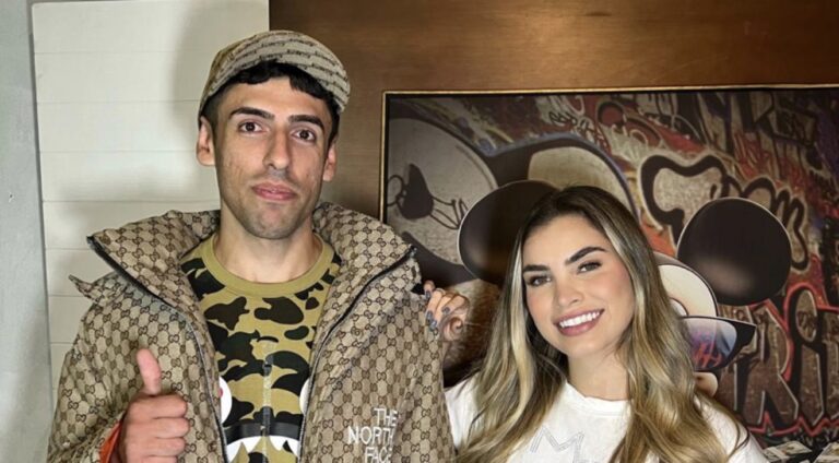 Ailson Corrêa Vieira: A Jornada Musical de um Artista Multifacetado Ailson Corrêa Vieira: A Jornada Musical de um Artista Multifacetado